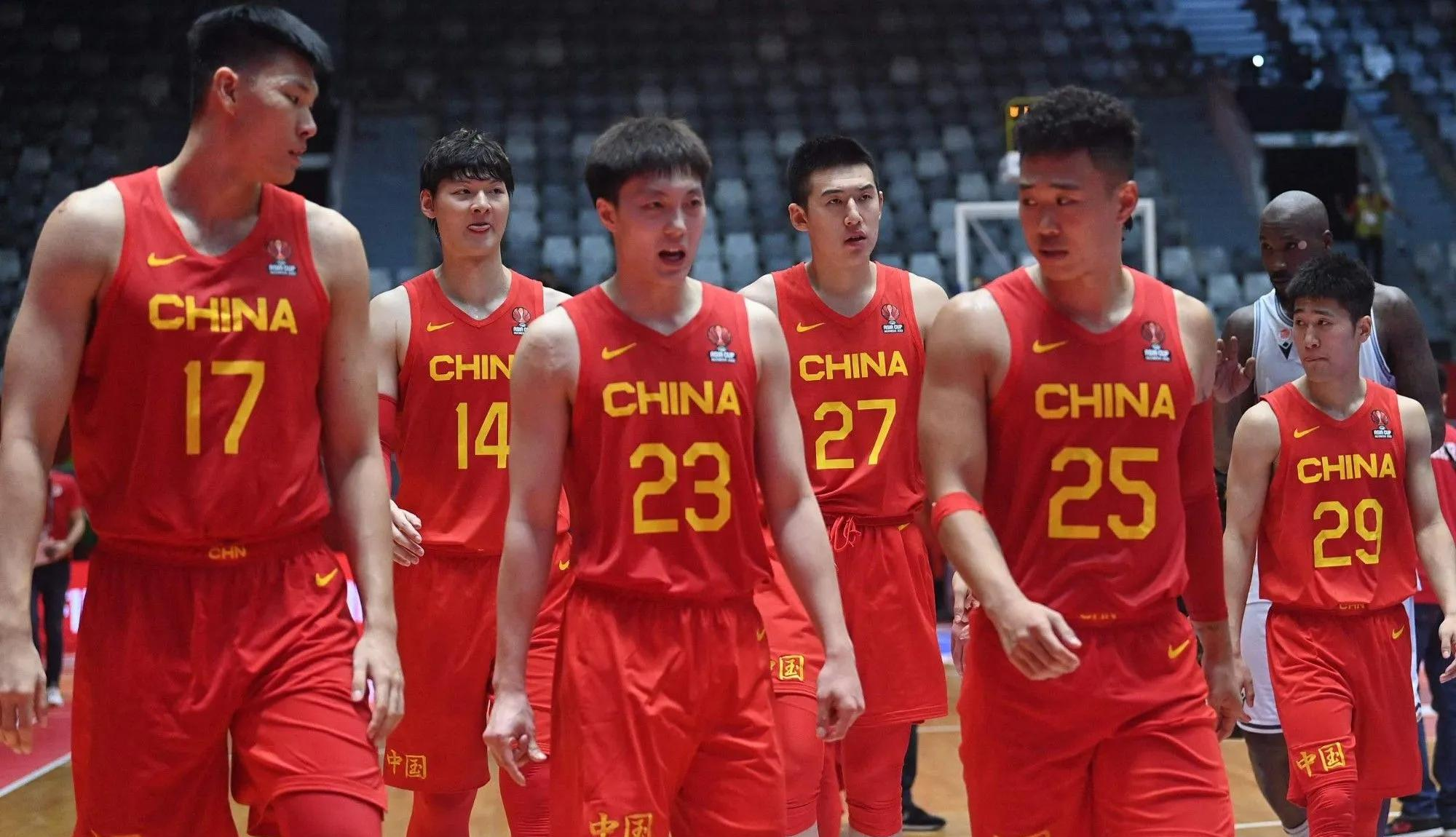 亚洲杯半决赛：中国男篮惨遭惨败